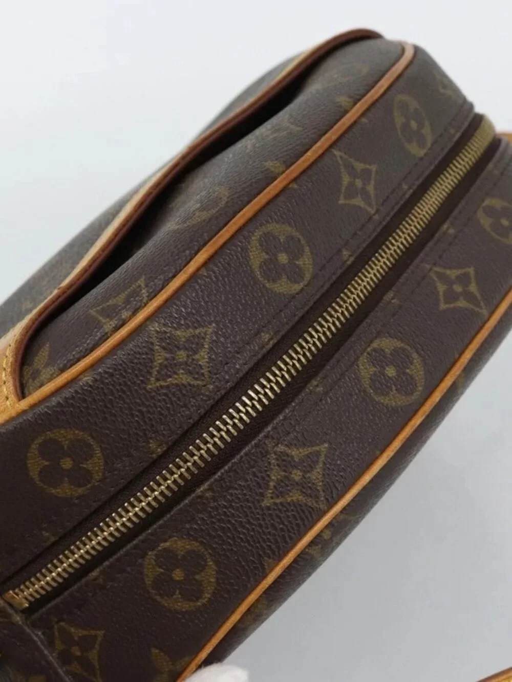 LOUIS VUITTON Monogram Blois Shoulder Bag M51221 LV Auth ka4792A